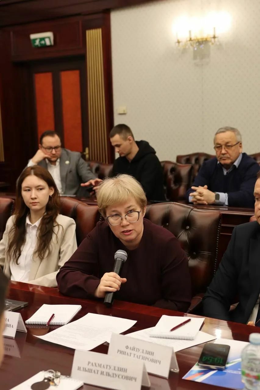 В Москве прошел открытый диалог студенческой молодежи с ведущими политиками