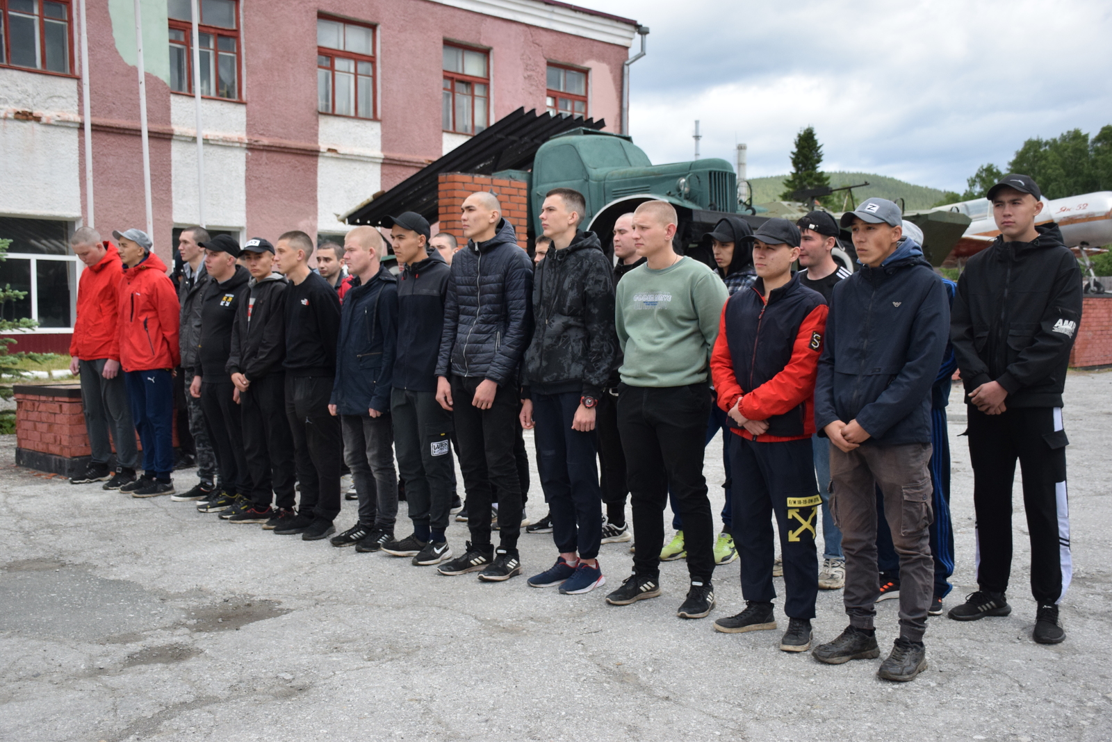 В Белорецке состоялась самая массовая отправка призывников в ряды Вооружённых Сил России
