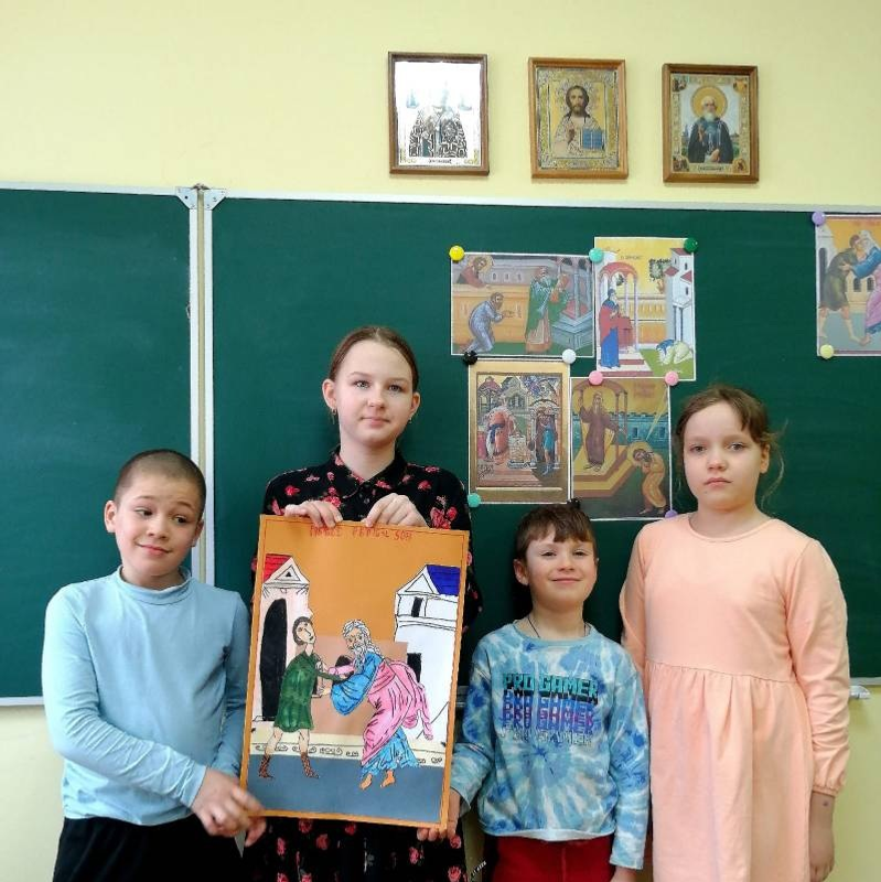 Дети рисуют святых