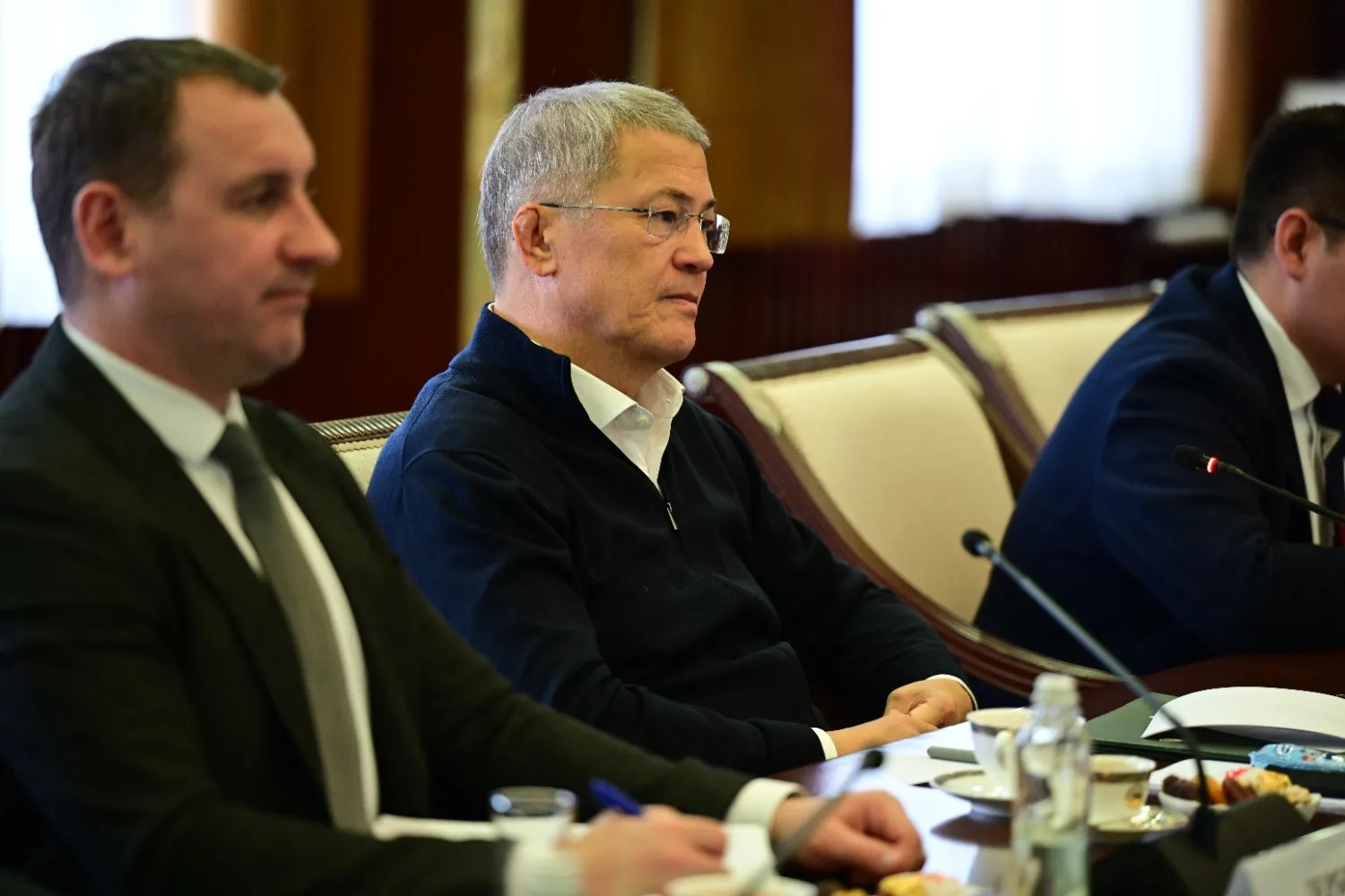 Радий Хабиров встретился с политологами
