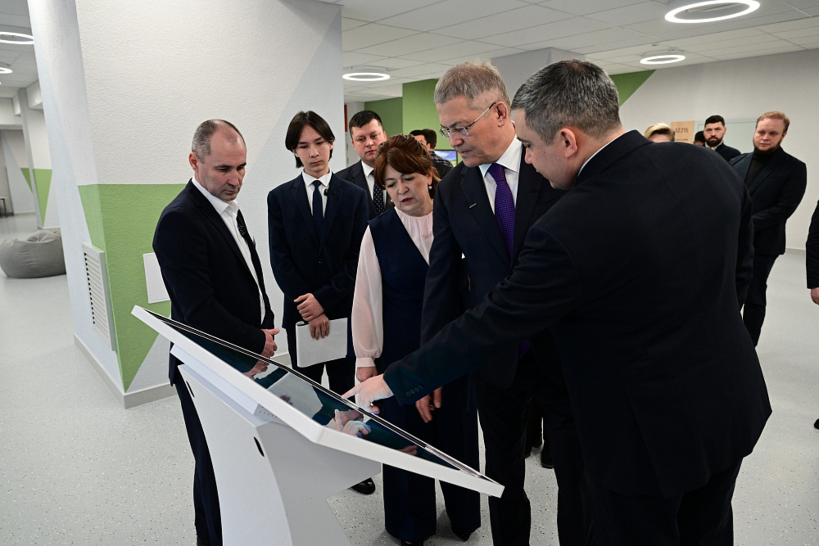 В Уфе открыли самую большую в ПФО школу на 2200 мест