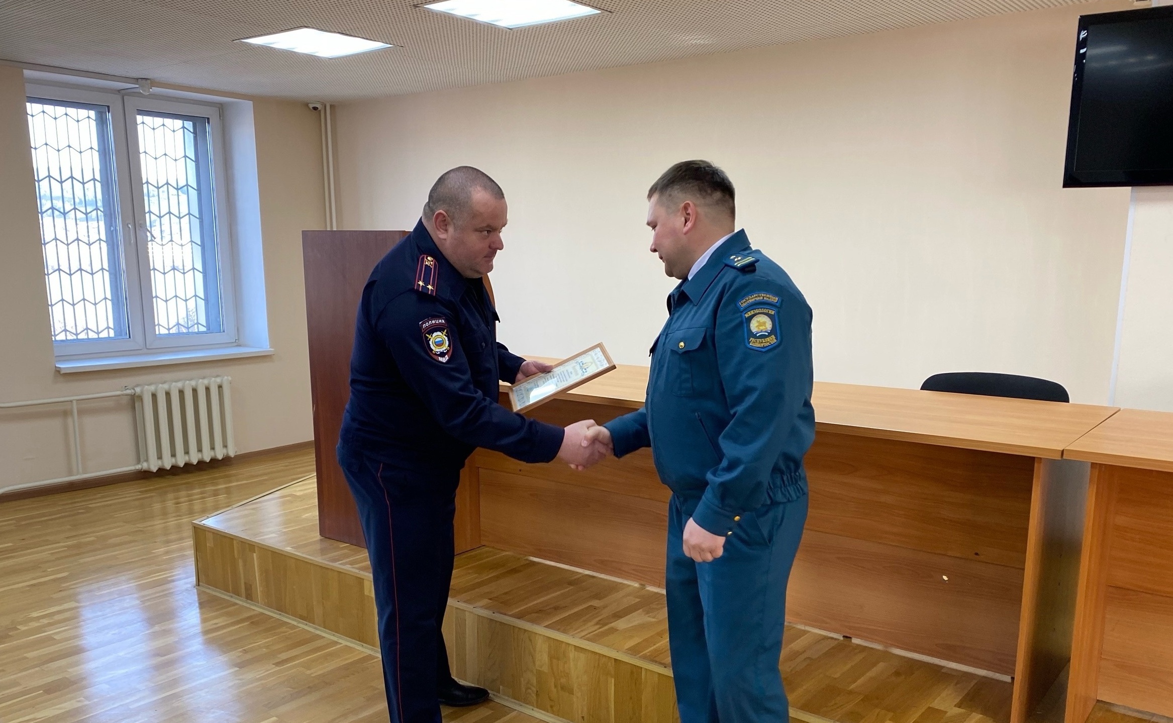 В Белорецке наградили сотрудников Госавтоинспекции, выявивших факт незаконной охоты