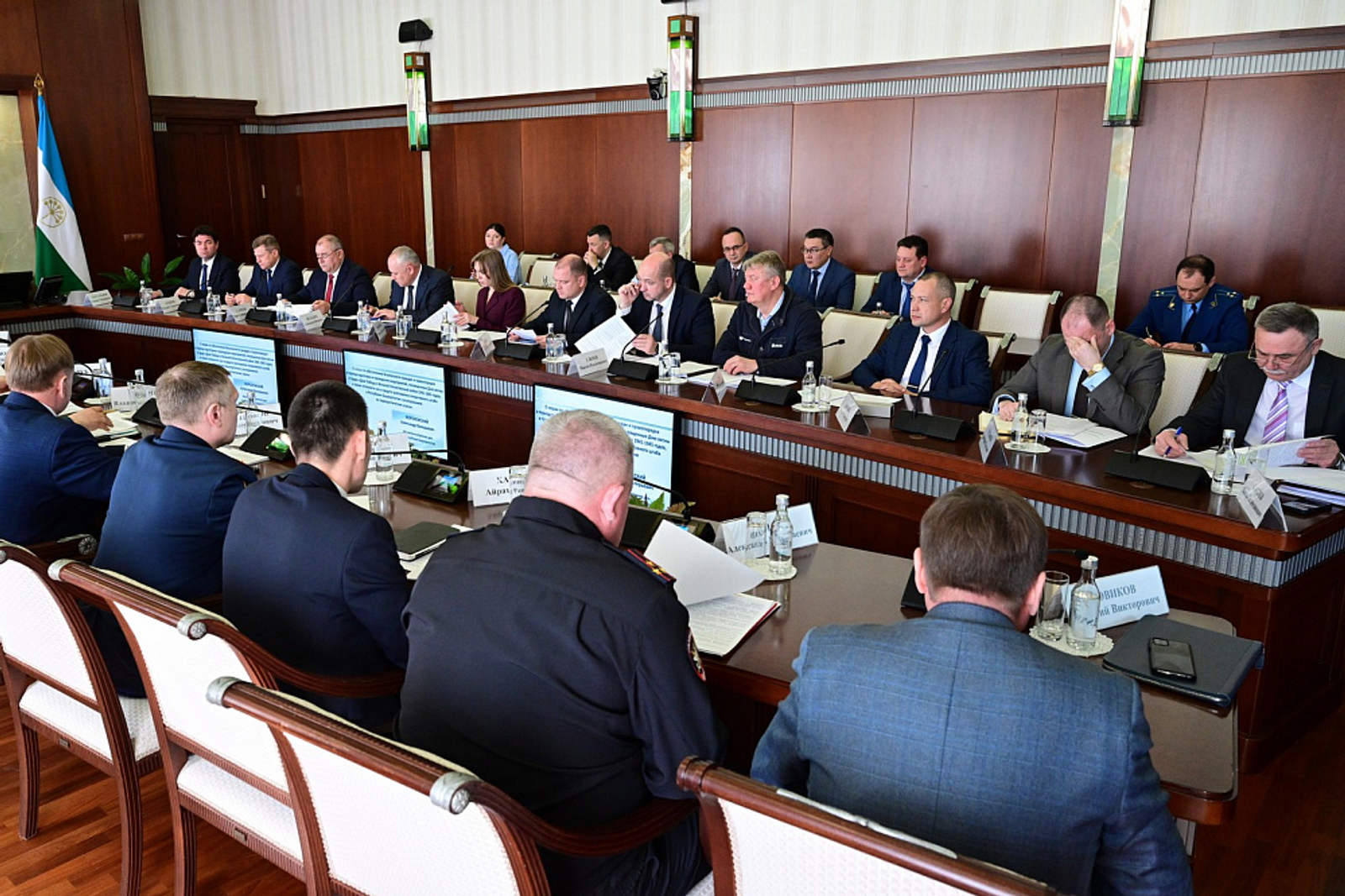 Заседание антитеррористической комиссии и оперативного штаба региона