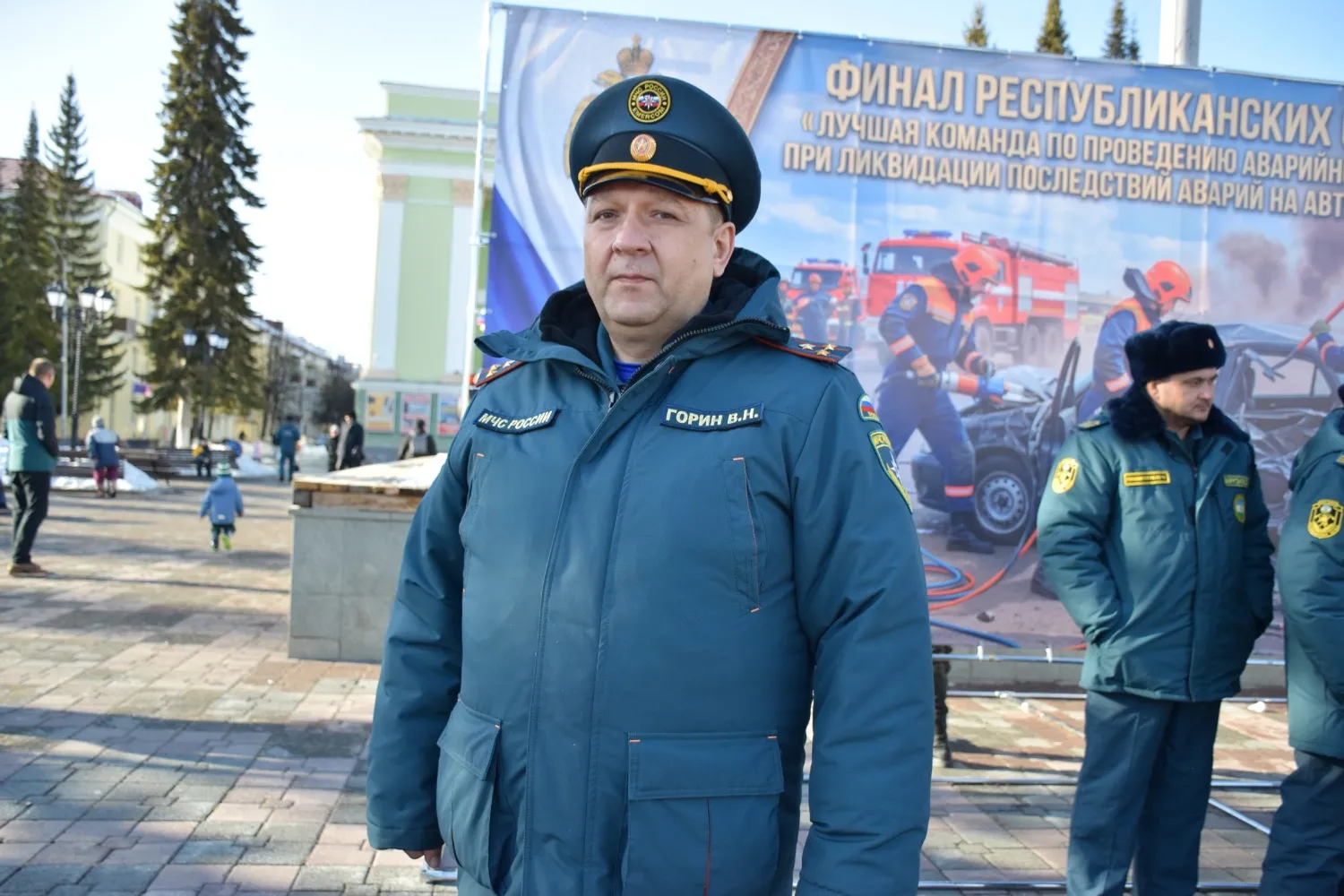 Наталья Аксенова "Белорецкий рабочий" Начальник главного управления МЧС России по Республике Башкортостан Владимир Горин