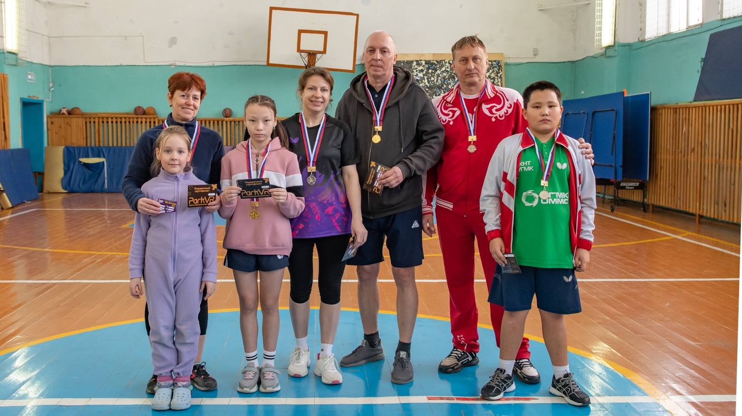 Соревнования в зале и на льду