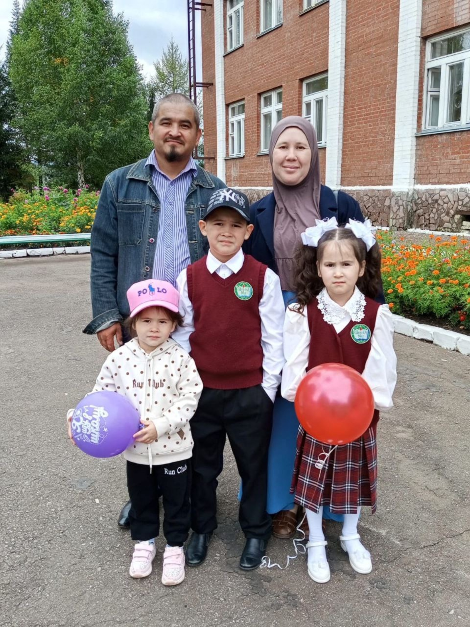 Им есть на кого опереться