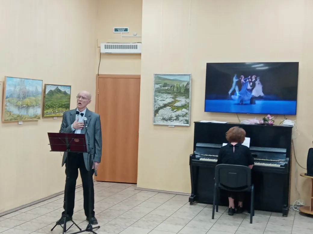 В галерее звучали романсы