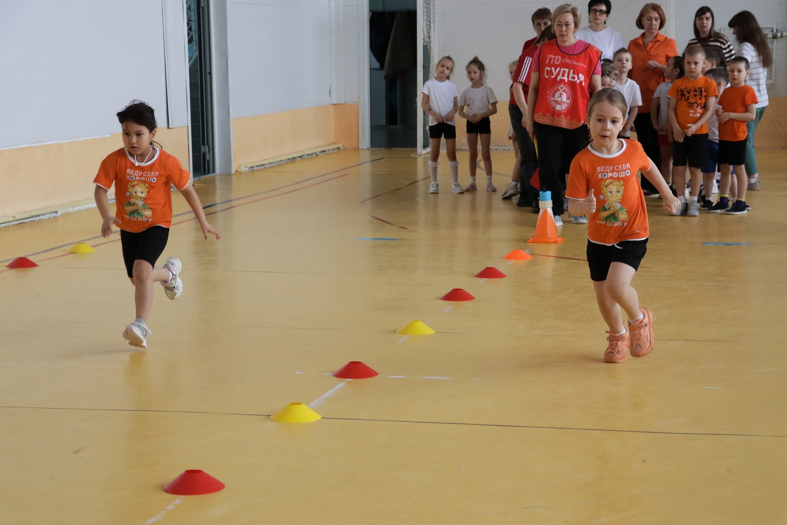 На старте Крошки-ГТОшки