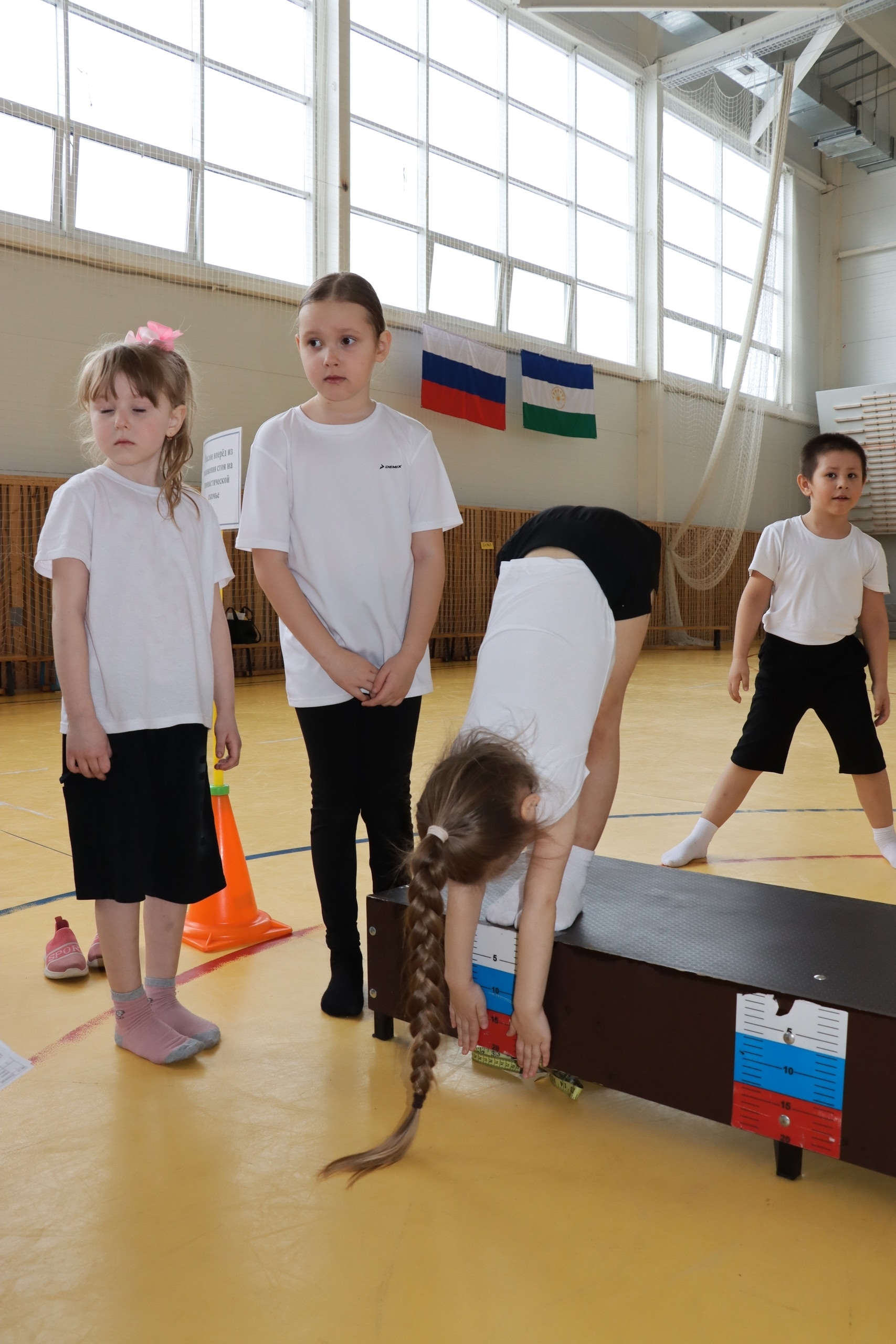 На старте Крошки-ГТОшки