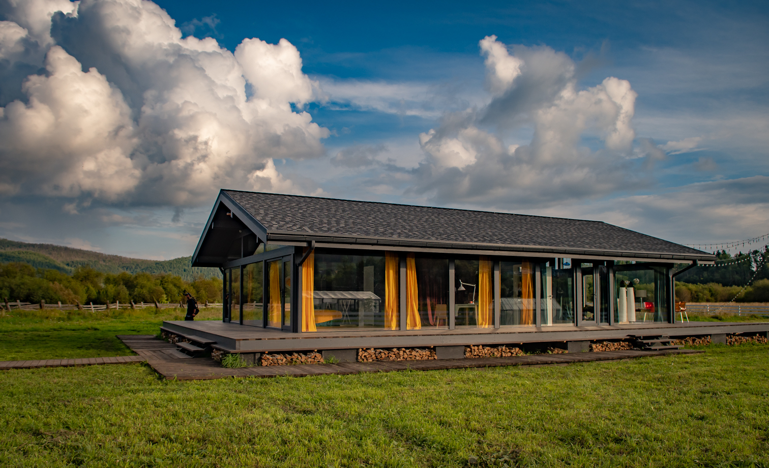 Из всех искусств важнейшим является кино?