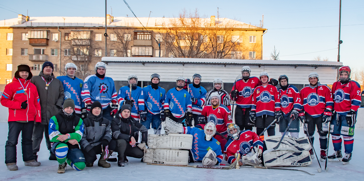 Соревнования в зале и на льду