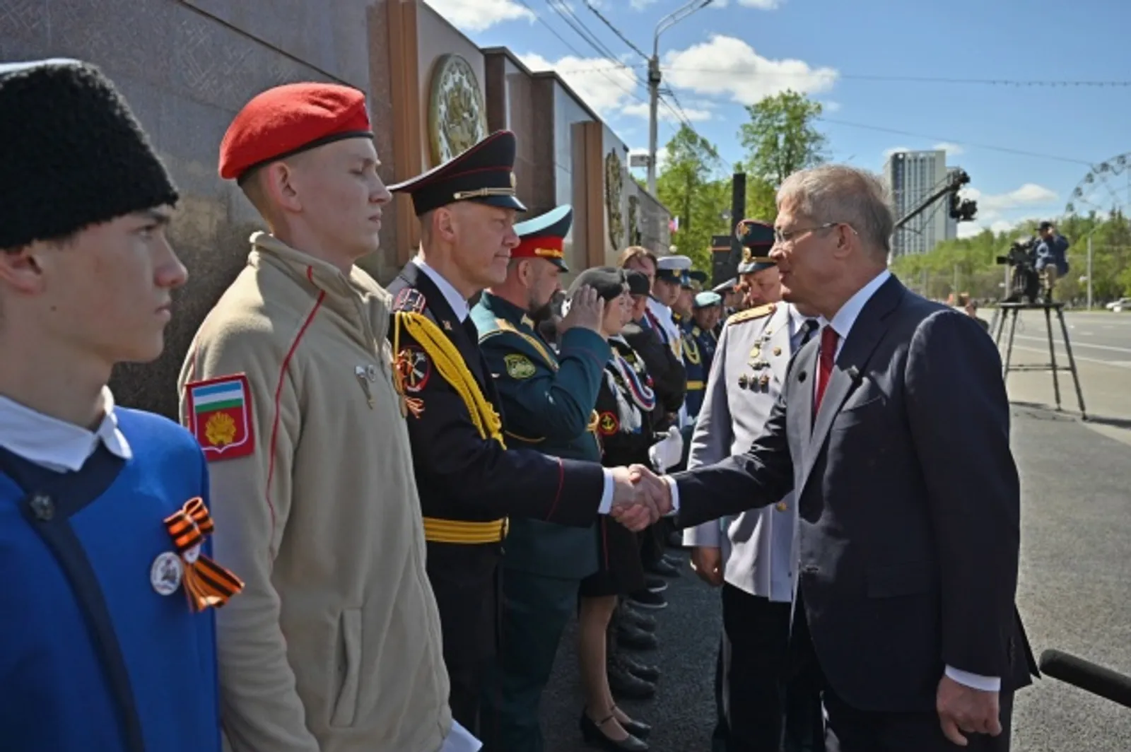 В столице Башкирии 9 мая состоялся парад военнослужащих