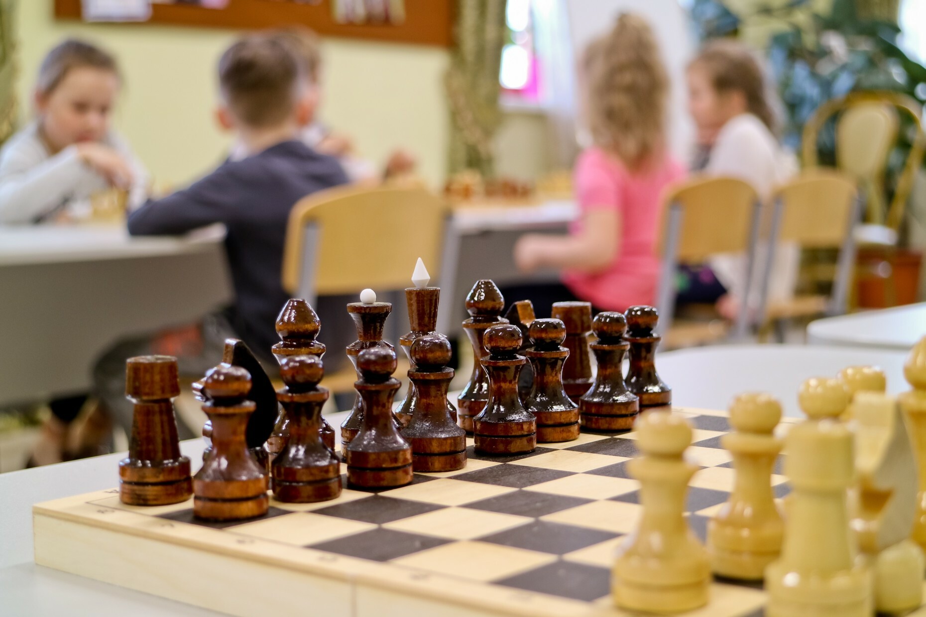 В открытом шахматном турнире на первенство Белорецкого лицея-интерната выступили пять школьных команд