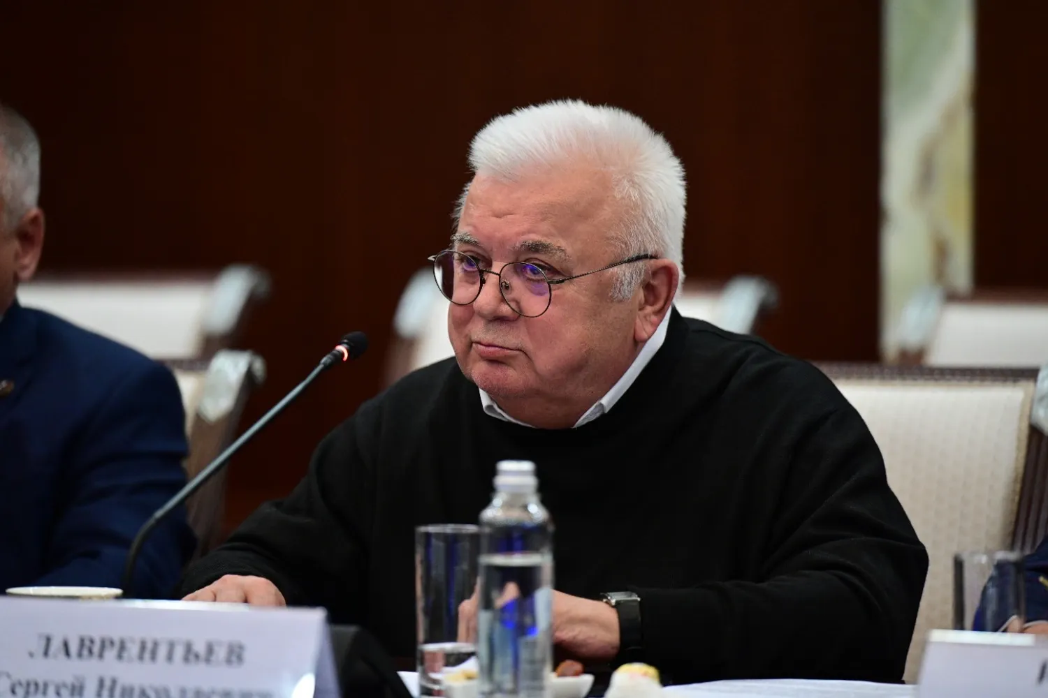 Радий Хабиров встретился с политологами