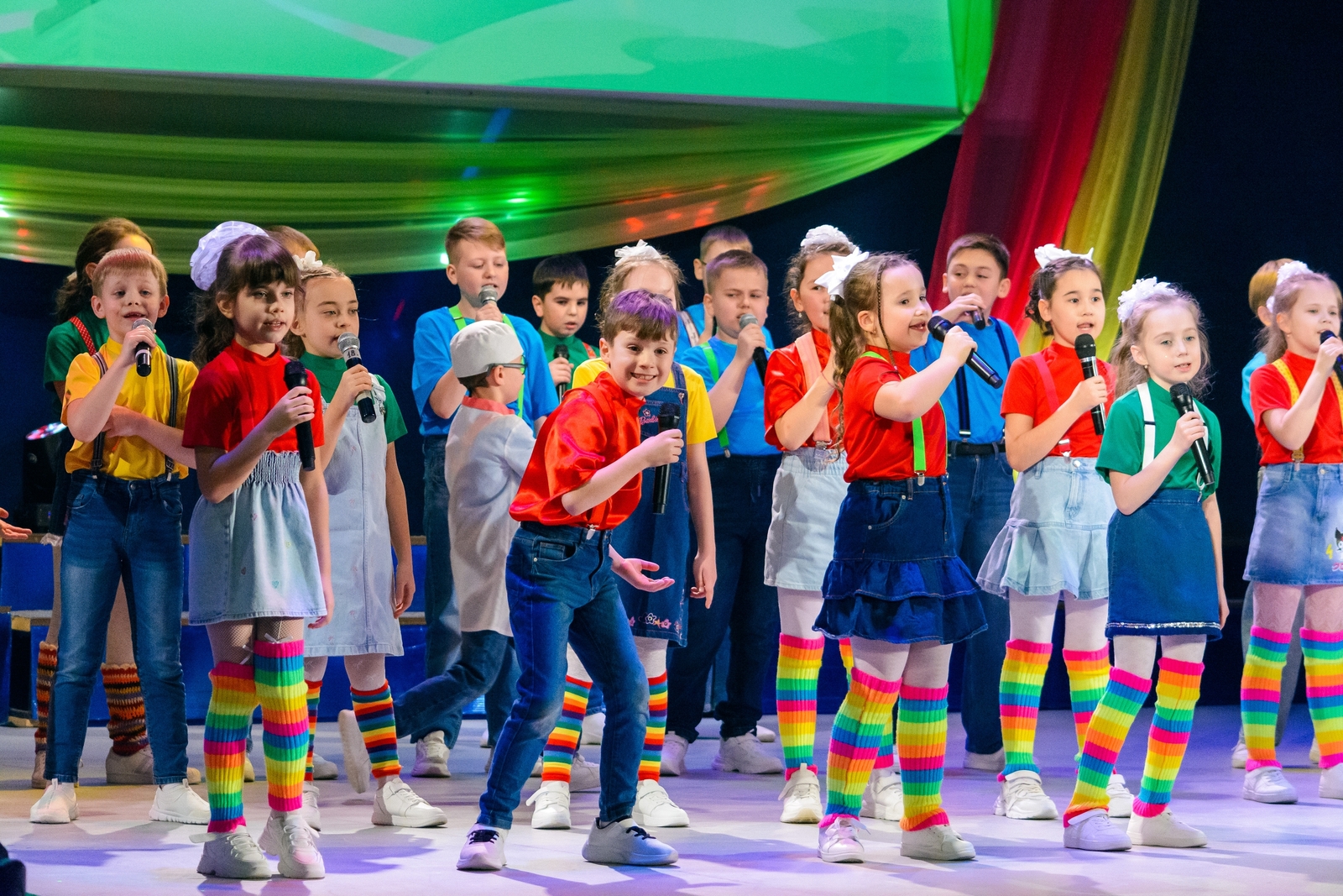 Растут в мире музыки