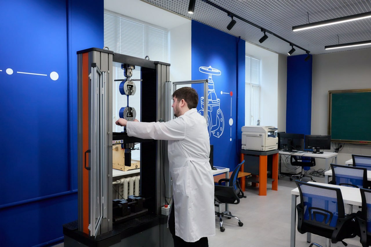 В Уфе Уфы открыли современную лабораторию по металловедению