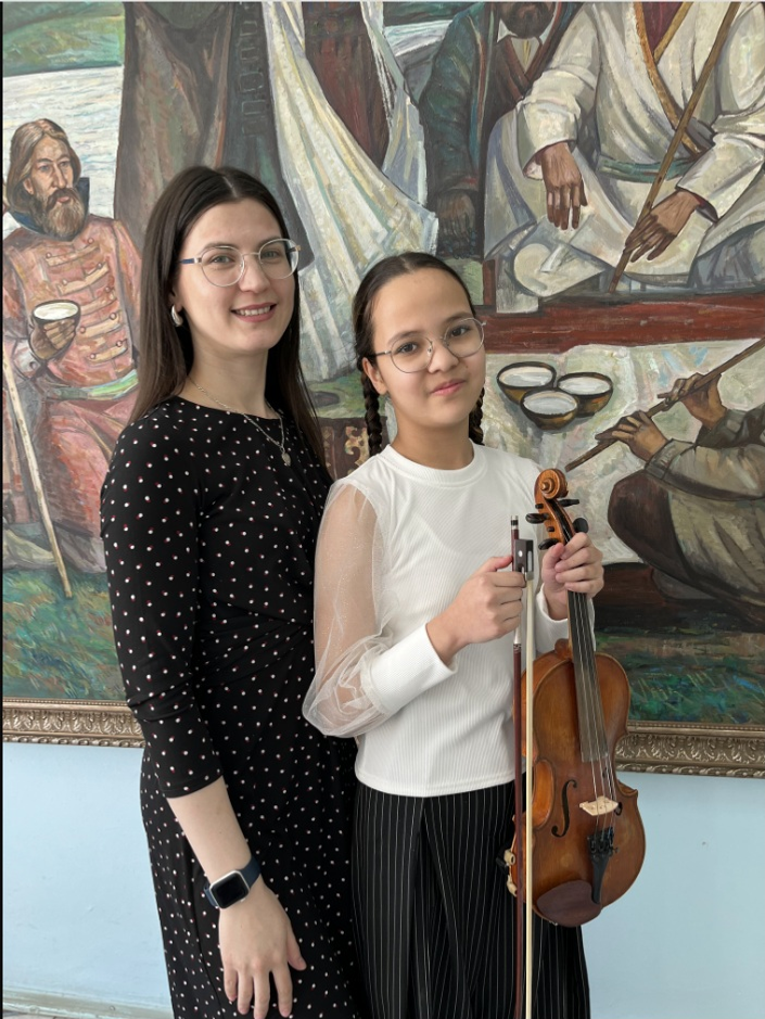 Отличились юные скрипачи
