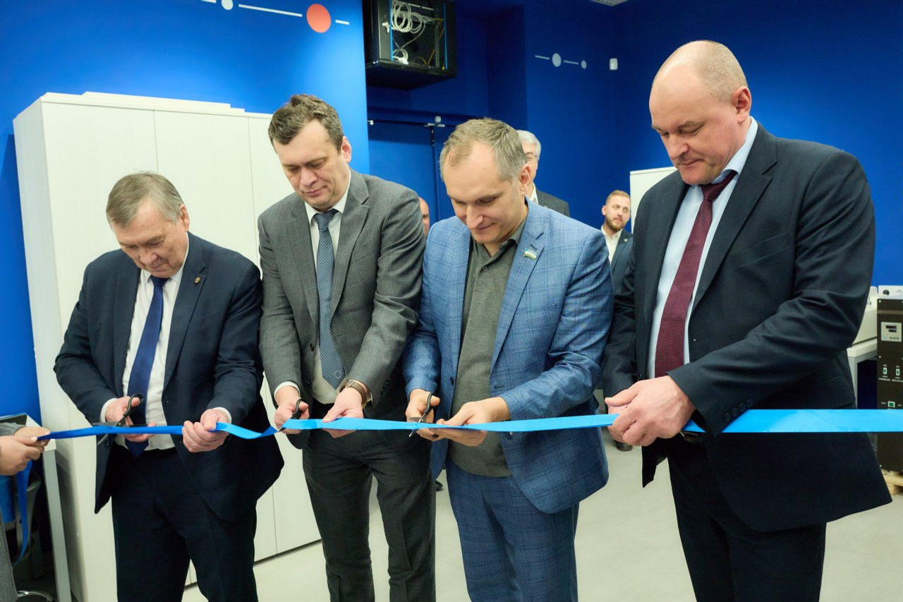 В Уфе открыли современную лабораторию по металловедению