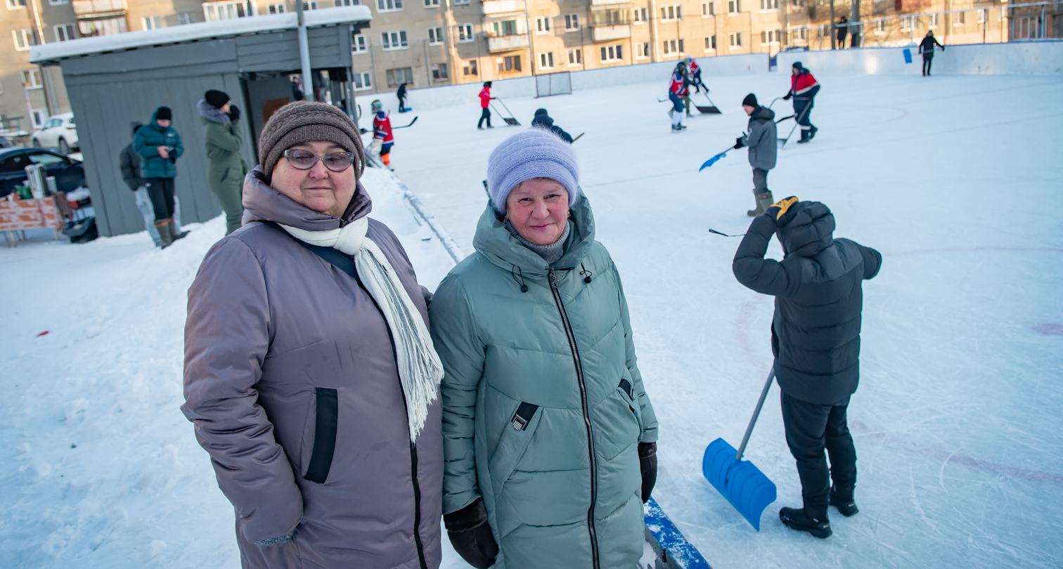 Соревнования в зале и на льду