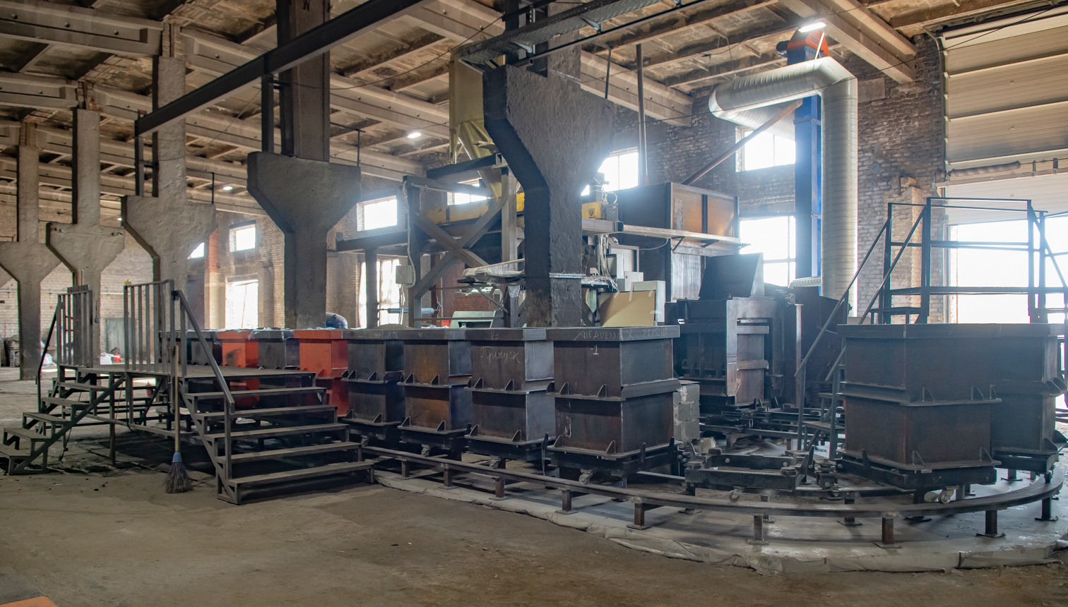 Про литейщиков, печи и завод