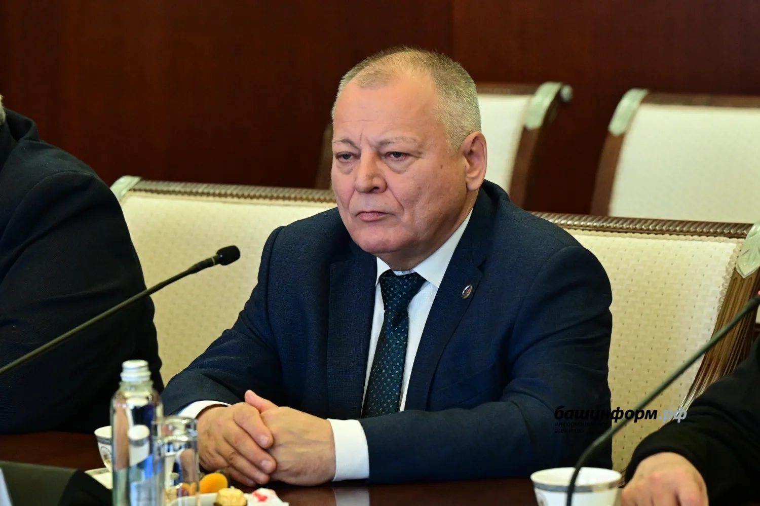 Радий Хабиров встретился с политологами