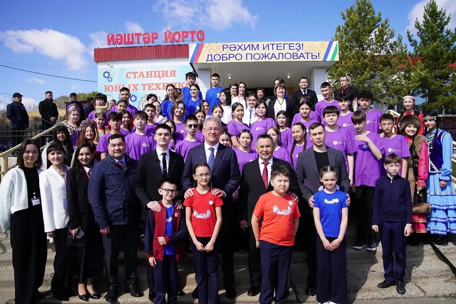 В Абзелиловском районе Радий Хабиров встретился с управленцами Зауралья