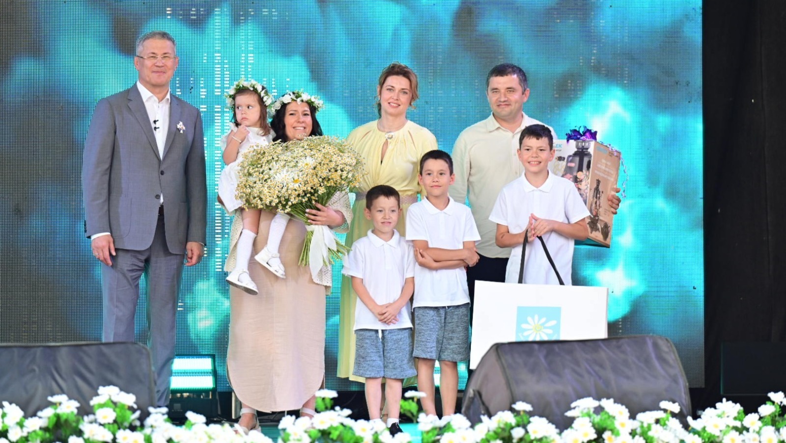 Государство помогает  многодетным